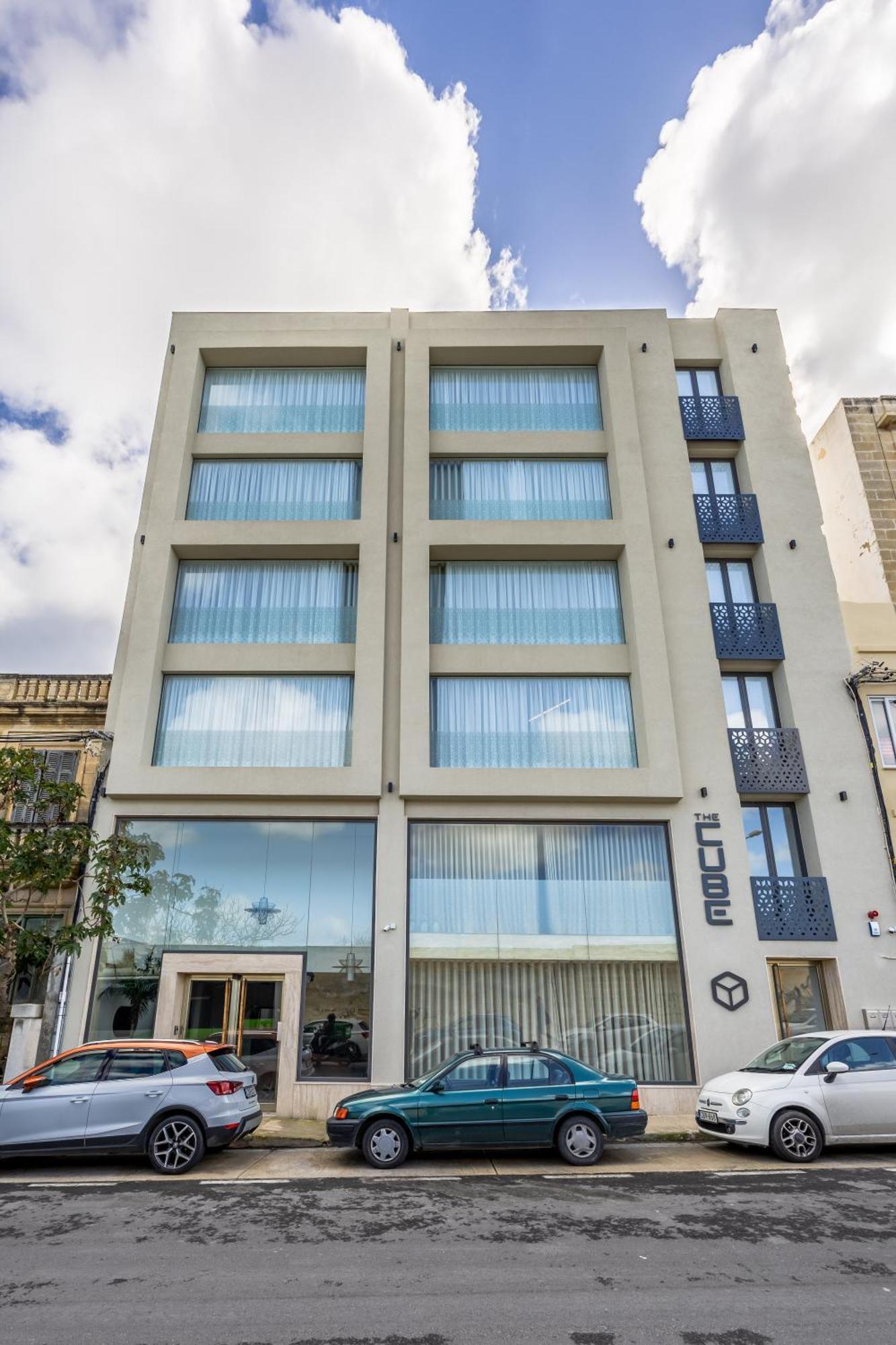 The Cube - Designer Finished Studio Penthouse By Sf Homes Gzira Exteriör bild